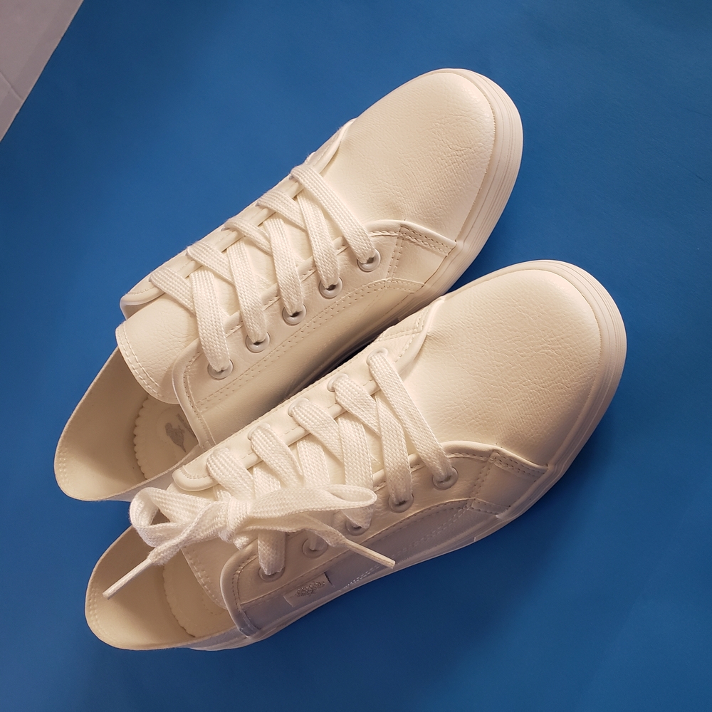 Rocket Dog White Sneakers
